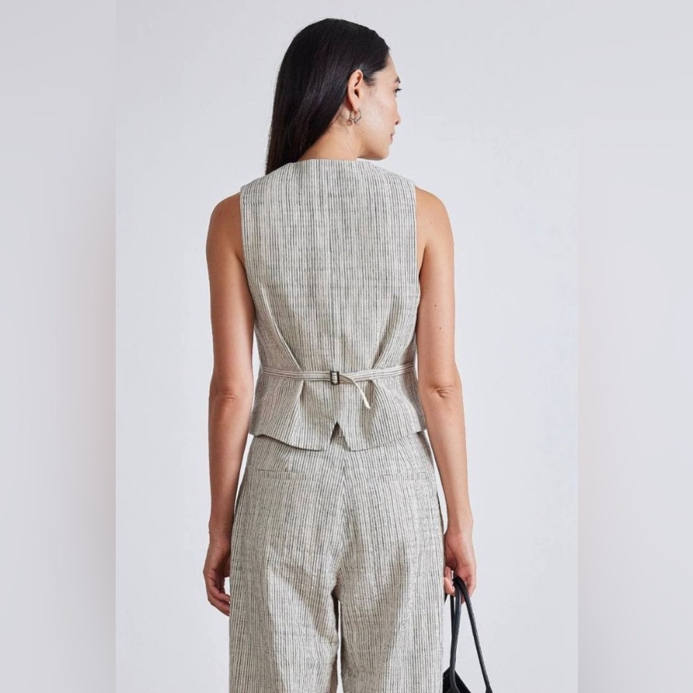 Apiece Apart Cecilia Cotton Vest in Cream Pin Stripe Size 6 - Picture 4 of 8